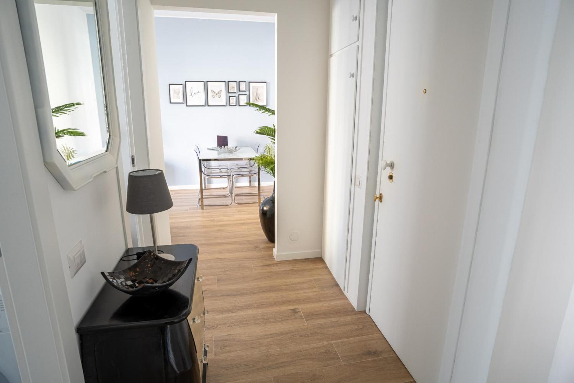 Suite Mont Noir Milan Bagian luar foto