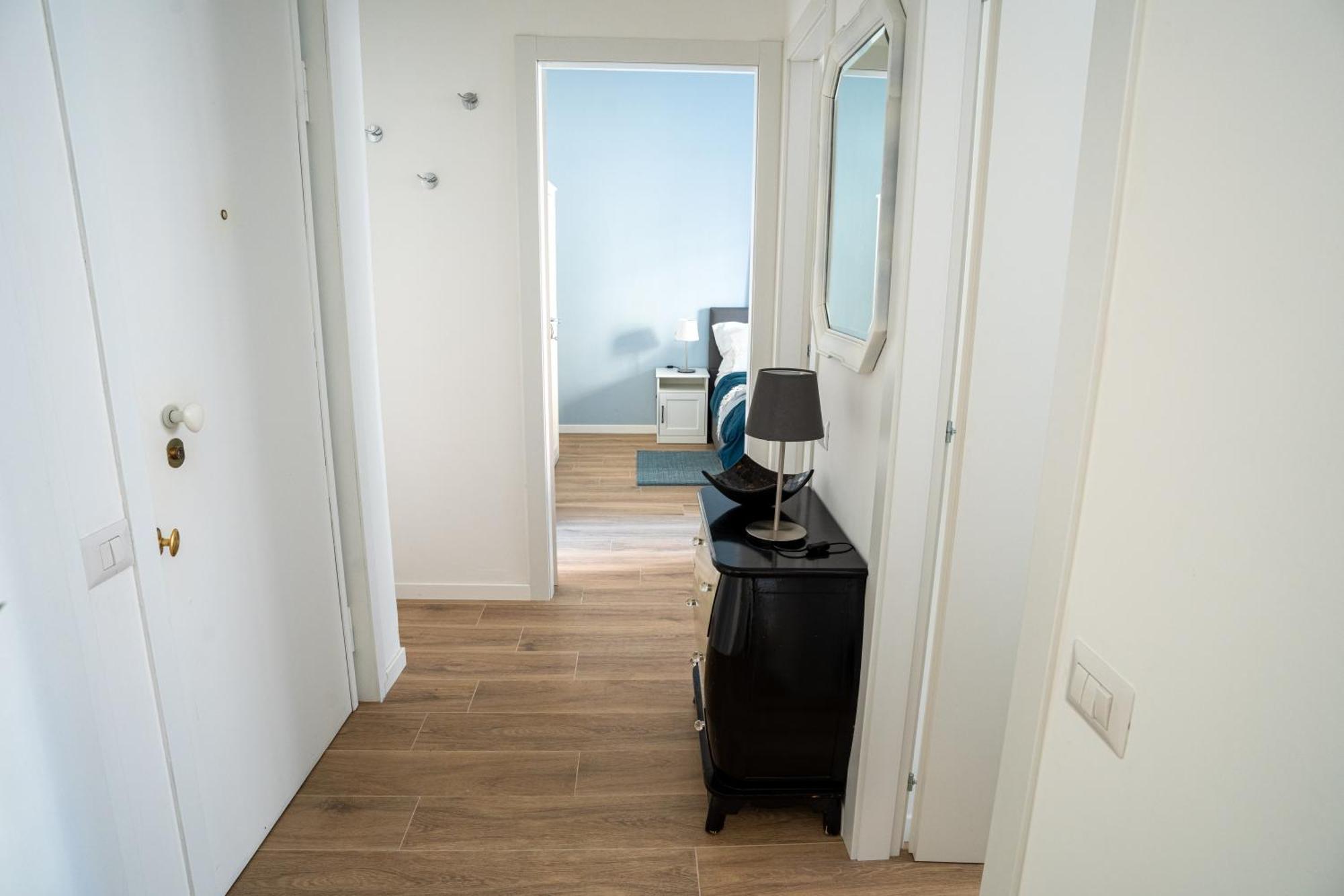 Suite Mont Noir Milan Bagian luar foto